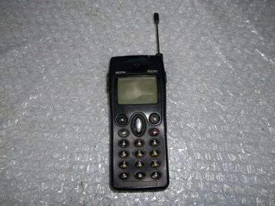 Лот: 21102093. Фото: 1. Телефон Philips. Кнопочные мобильные телефоны
