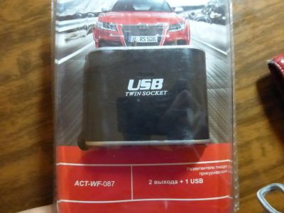 Лот: 8646983. Фото: 1. Авторазветвитель на 2 прикуривателя... Электроприборы для автомобиля