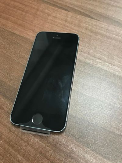 Лот: 9097416. Фото: 1. iphone 5S 16Gb Space Gray НОВЫЙ. Смартфоны