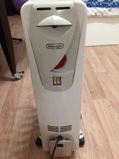 Лот: 12117674. Фото: 1. Обогреватель масляный. Обогреватели бытовые