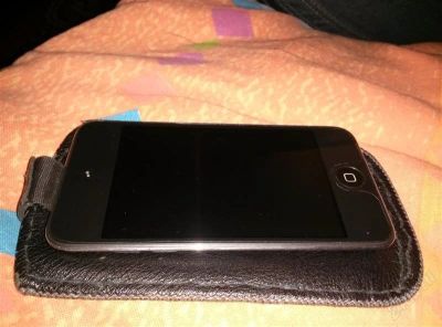 Лот: 3039308. Фото: 1. iPod touch 4 16gb + 2 чехла... Плееры
