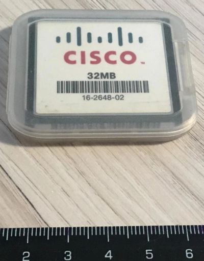 Лот: 9946549. Фото: 1. CompactFlash брэндовая Cisco 32Mb. Карты памяти