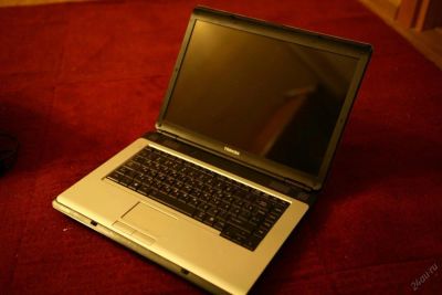 Лот: 5604507. Фото: 1. Ноутбук Toshiba Satellite L300... Ноутбуки