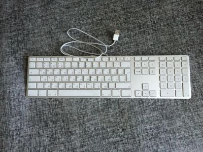 Лот: 5842255. Фото: 1. Клавиатура Apple Wired Keyboard... Клавиатуры и мыши