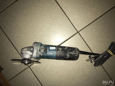 Лот: 10219295. Фото: 1. Болгарка Makita 9555HN угловая... Электроинструмент
