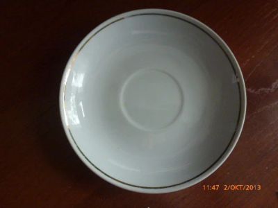 Лот: 3242282. Фото: 1. Блюдца с узкой золотой каёмкой. Тарелки, блюда, салатники