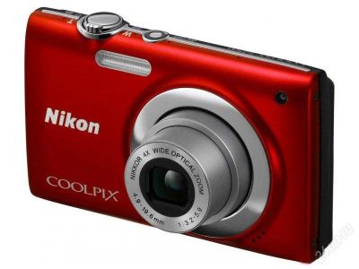 Лот: 2744795. Фото: 1. Продам цифровой фотоаппарат Nikon... Цифровые компактные