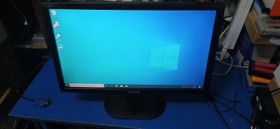 Лот: 18610988. Фото: 1. ЖК монитор Philips 191V 19" широкоэкранный... ЖК-мониторы