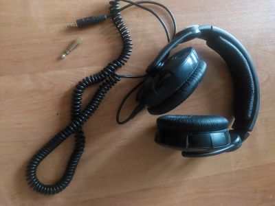 Лот: 25396709. Фото: 1. Наушники hennheiser hd215. Наушники, гарнитуры