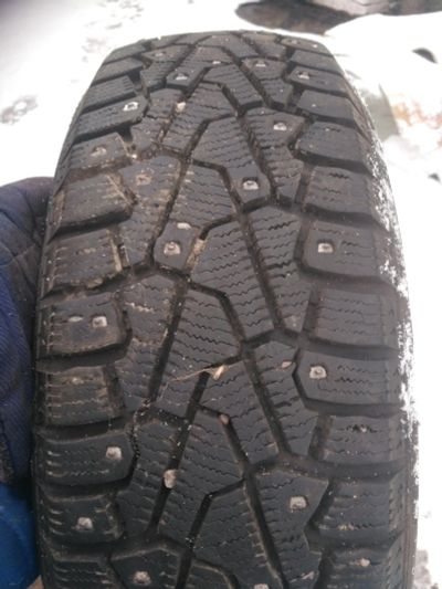 Лот: 15651782. Фото: 1. Pirelli ice zero 185 60 15. Шины