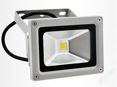 Лот: 2825360. Фото: 1. Светодиодный прожектор 10 W. Смотрите... Другое освещение