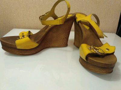 Лот: 9479325. Фото: 1. Босоножки кожа. Босоножки