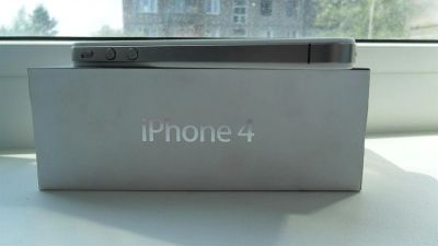 Лот: 2974463. Фото: 1. IPHONE 4 16gb (white). Срочно!. Смартфоны