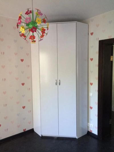 Лот: 6845001. Фото: 1. Шкаф - белоснежный, угловой. Шкафы, шкафы-купе