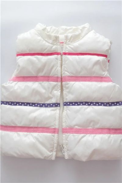 Лот: 4332710. Фото: 1. Жилет для девочки Gymboree. Верхняя одежда