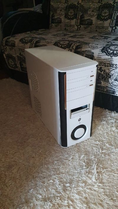 Лот: 15334809. Фото: 1. Системник intel core 2 e8400/HD6750... Компьютеры в сборе