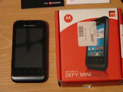 Лот: 3037052. Фото: 1. MOTOROLA DEFY MINI как новая!отличный... Смартфоны