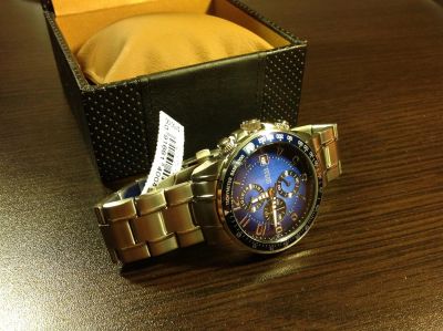 Лот: 3228059. Фото: 1. Хронограф GUESS с невероятной... Оригинальные наручные часы