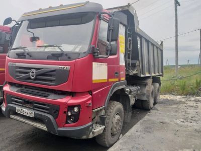 Лот: 24571912. Фото: 1. Самосвал VOLVO FM TRUCK 6X6 БЦМ-53. Автомобили