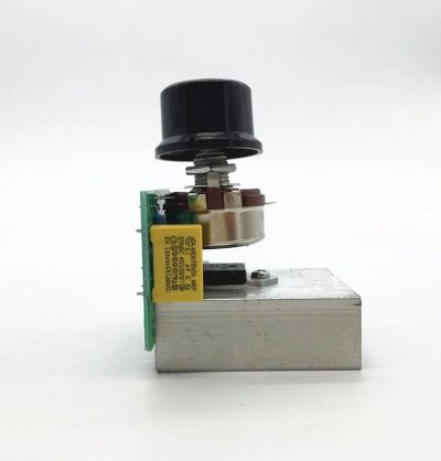Лот: 7184720. Фото: 1. Сетевой регулятор напряжения 3800W... Зарядные устройства, блоки питания для бытовой техники