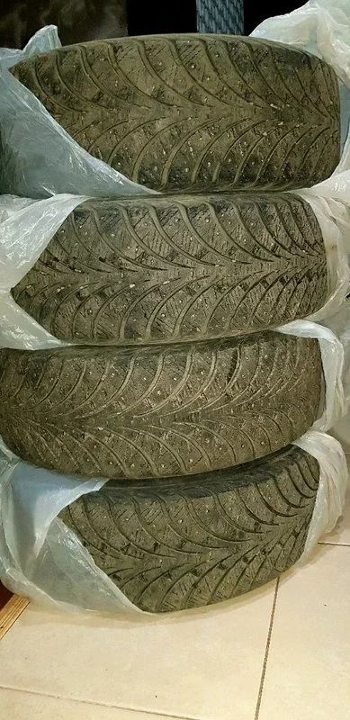 Лот: 14854634. Фото: 1. Продам зимние шины шипы. Шины