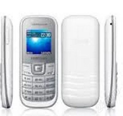 Лот: 2805856. Фото: 1. Samsung GT-E1202 новый. Кнопочные мобильные телефоны