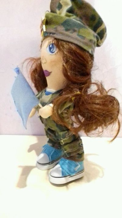 Лот: 11399707. Фото: 1. Интерьерная кукла Военная. Авторские куклы, игрушки, поделки