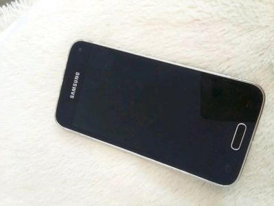 Лот: 12196216. Фото: 1. Samsung s5 mini. Смартфоны