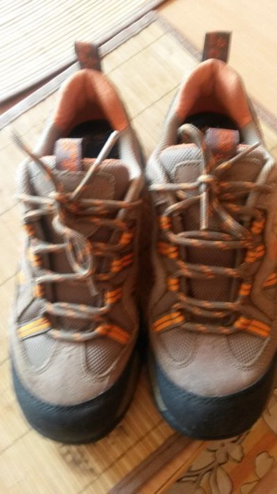 Лот: 15660014. Фото: 1. Суперобувь Jack Wolfskin 35 р. Кеды, кроссовки