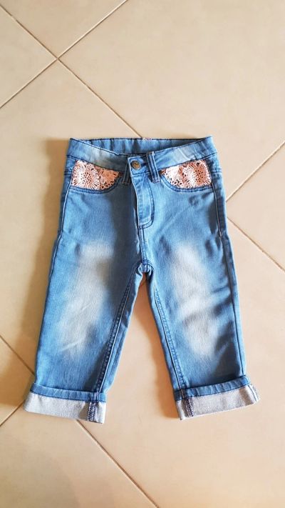 Лот: 16385111. Фото: 1. Продам джинсовые бриджи детские. Детские карнавальные, праздничные костюмы
