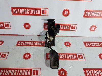 Лот: 20898469. Фото: 1. Педаль газа Toyota Avensis AZT250... Двигатель и элементы двигателя