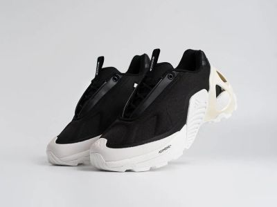 Лот: 25530815. Фото: 1. Кроссовки Adidas Edge Runner. Кеды, кроссовки, слипоны