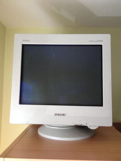 Лот: 3220422. Фото: 1. Монитор Sony Trinitron Multiscan... ЭЛТ-мониторы