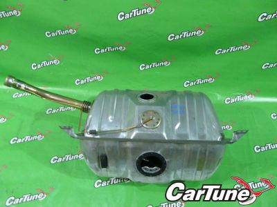 Лот: 10600037. Фото: 1. бензобак R toyota soarer JZZ31... Топливная система