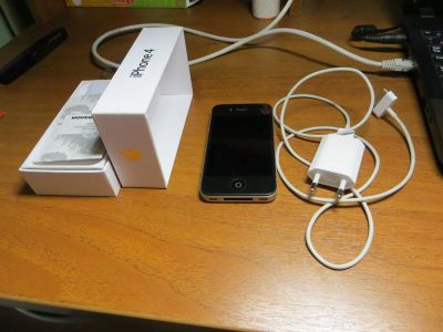 Лот: 3766669. Фото: 1. IPhone 4 8Gb, обмен на IPhone... Смартфоны