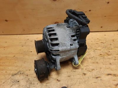 Лот: 19365780. Фото: 1. Генератор Nissan Serena FC26 MR20DD... Электрооборудование