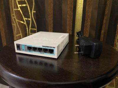 Лот: 19103899. Фото: 1. Роутер маршрутизатор MikroTik... Маршрутизаторы (роутеры)