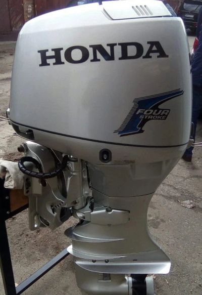 Лот: 18961584. Фото: 1. 4х-тактный лодочный мотор HONDA... Лодочные моторы
