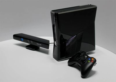 Лот: 5025741. Фото: 1. Xbox 360 slim 250gb прошитая... Игровые приставки, консоли