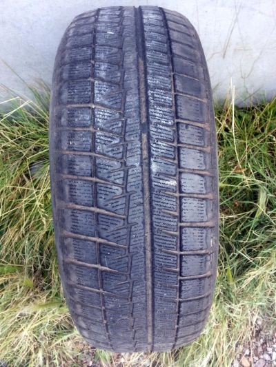 Лот: 6119489. Фото: 1. R15 195\60 Bridgestone Blizzak... Шины