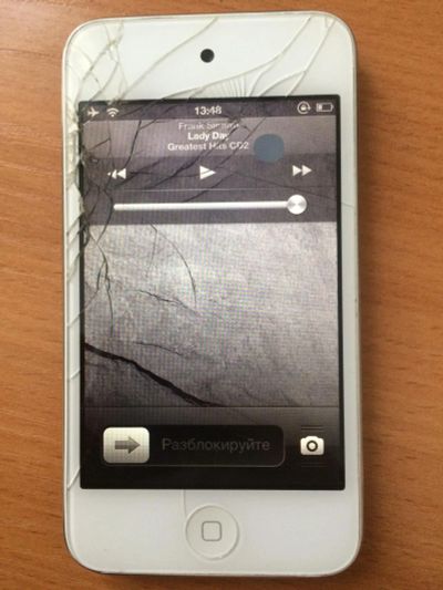 Лот: 6384334. Фото: 1. iPod touch 4 32 gb. Плееры