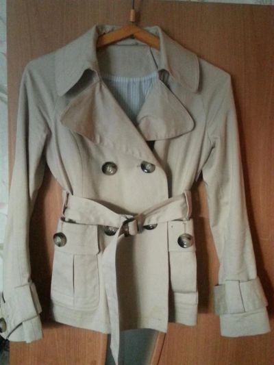 Лот: 3194076. Фото: 1. Плащ Benetton. Верхняя одежда