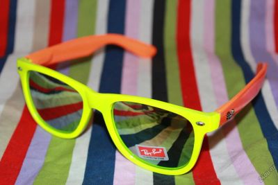Лот: 4011861. Фото: 1. Очки Ray Ban Кислотно-желтые с... Очки солнцезащитные