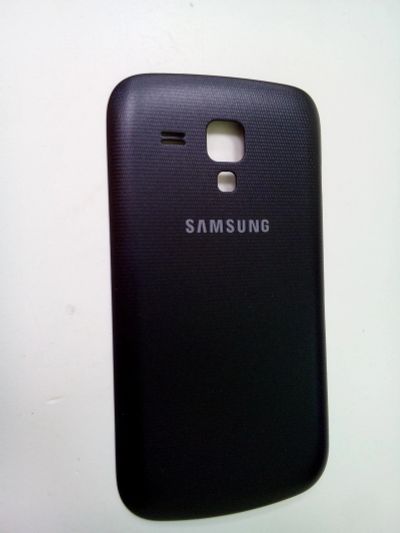 Лот: 12316980. Фото: 1. Задняя крышка Samsung S7562 чёрный. Корпуса, клавиатуры, кнопки