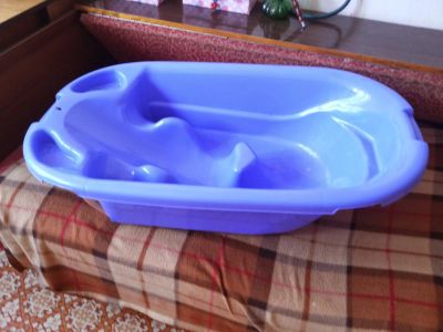 Лот: 4383008. Фото: 1. Ванночка для купания. Ванночки, сиденья, горшки