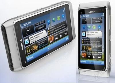 Лот: 972590. Фото: 1. Nokia N8 silver. Смартфоны