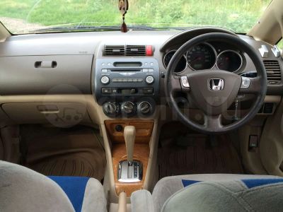 Лот: 8725970. Фото: 1. Honda Fit Aria. Автомобили