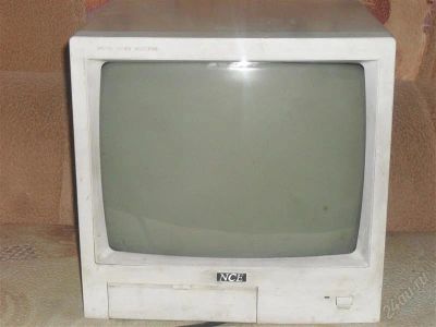 Лот: 757622. Фото: 1. монитор для видео наблюдения. ЭЛТ-мониторы