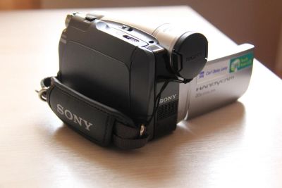 Лот: 1338743. Фото: 1. видеокамера sony DCR-HC27E. Видеокамеры