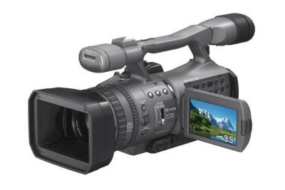 Лот: 6704657. Фото: 1. Видео камера SONY 2200E. Видеокамеры